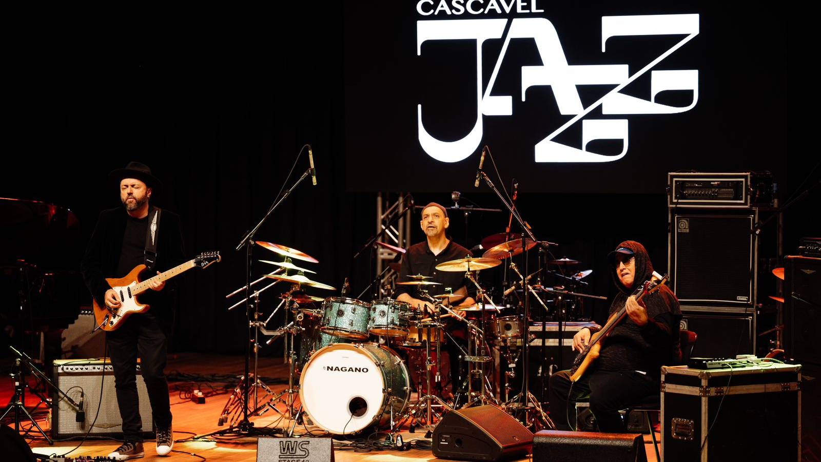 Cascavel Jazz: primeiro dia de apresentações com teatro municipal lotado