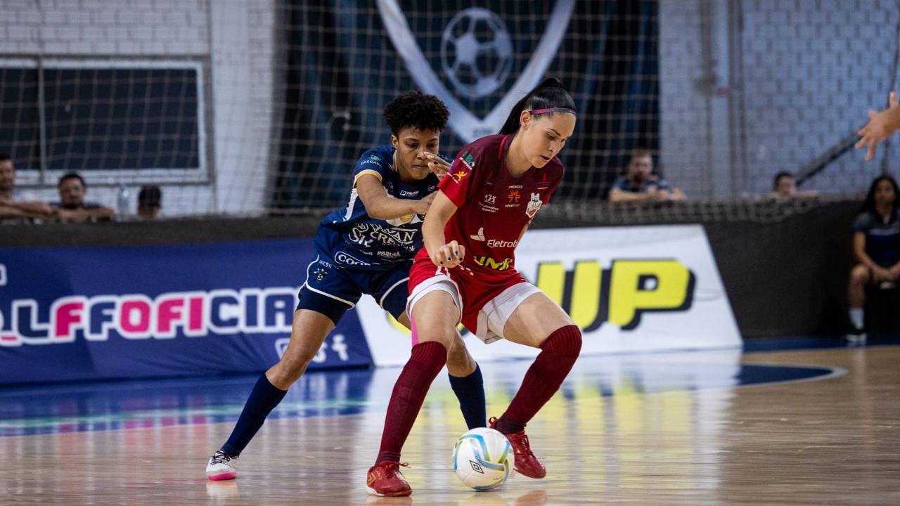 Stein Cascavel empata com Adef e se despede da Liga Feminina de Futsal