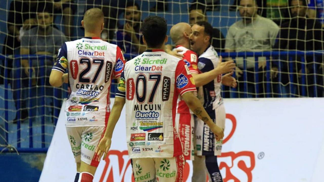 Cascavel Futsal avança para a semifinal do Paranaense Série Ouro após vitória sobre o Foz Cataratas