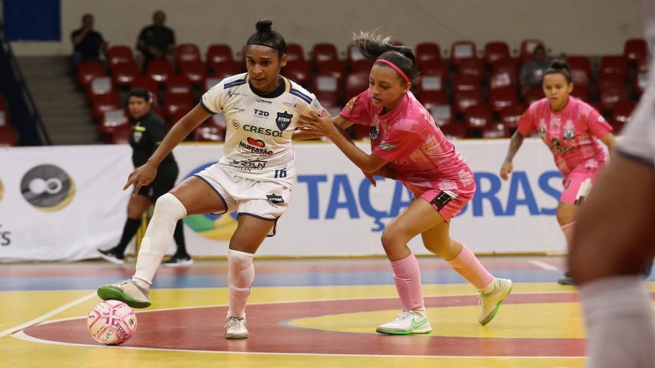 Stein Cascavel Futsal vence Nova Geração em sua estreia na Taça Brasil